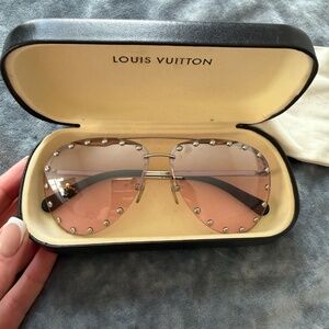 Louis Vuitton “The Party” Pink Sunglasses – Rimless – With Case – Rare